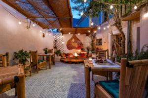 B&B / Chambres d'hotes Aux Heures Bleues : photos des chambres