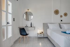 08 Double room Perivolos beach