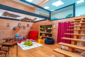Maisons de vacances Le Chene Sacre - Piscine interieur : photos des chambres