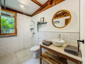 Woodhouse - Simple Life in South Lombok