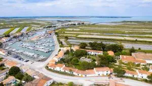 VVF Résidence Île de Ré Ars-en-Ré - Le Martray