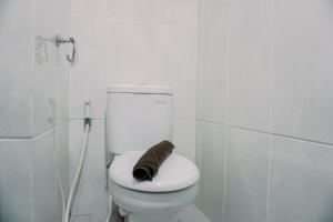 Compact and Homey Studio at Serpong Garden Apartment By Travelio