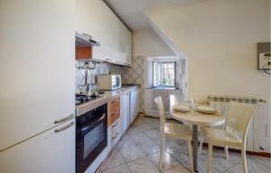 1 Bedroom Pet-Friendly Apartment In Nervi