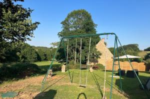 Maisons de vacances Charmante longere en plein coeur du Perche : photos des chambres