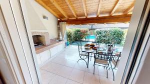 Maison Belvedere By Bookinggardalake