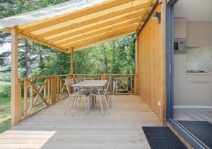 Campings Camping RCN Les Collines de Castellane : photos des chambres