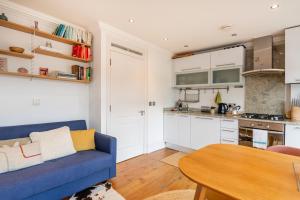 Warm and Welcoming 1BD Flat in East London