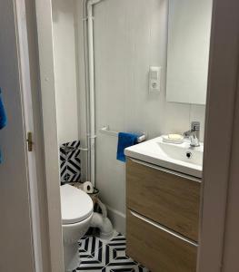 Appartements cozy and central : Appartement 2 Chambres