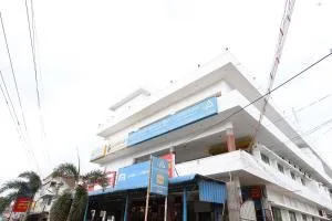 Hotel O K S Residency - 丁迪古尔