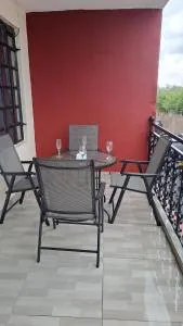 The Blissful Pitstop - Gatunga