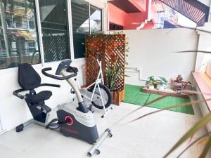 Ten Place at Srinakarin