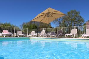 Maisons de vacances Domaine Des Pieris - Gites et Lodges : Cottage - Vue sur Jardin