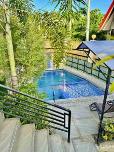 Palompon kalimba de luna Villa Inn