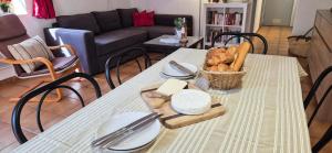 Maisons d'hotes Au Pont Romain Gites : photos des chambres
