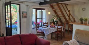 Maisons d'hotes Au Pont Romain Gites : photos des chambres