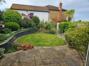 Stunning four bedroom family home in Carshalton - 萨顿