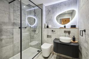 Host & Stay - Freshwater View