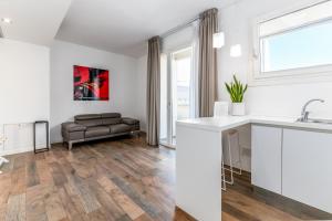 Superior One-Bedroom Apartment (2 Adults) - Split Level room in Santo Stefano Luxury B&B