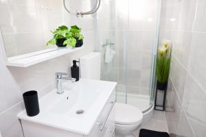 Izabella Seaside Suites