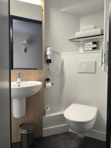 Kyriad Villefranche Sur Saone Porte du Beaujolais -Rénové-