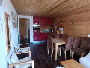 Appartements Charmant appartement chalet renove, 4-6 pers, situe a 100m des pistes a Montgenevre - FR-1-445-162 : photos des chambres