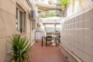 NOSTROMONDO-Elegant Suite with patio in Monti Parioli