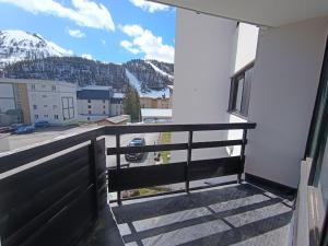 Appartement 4 pers, proche pistes et commerces, parking - FR-1-445-86