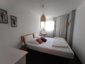 Appartement cosy tout confort pour 4 pers., proche commerces et pistes, parking inclus - FR-1-445-172