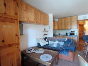 Appartements Studio cosy avec terrasse, jardin, proche pistes et commerces a Montgenevre - FR-1-445-188 : photos des chambres