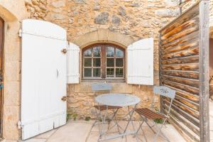 Maisons de vacances Les Buisses - Petit Gite : photos des chambres