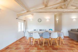 Maisons de vacances La Buisse - Grand Gite : photos des chambres