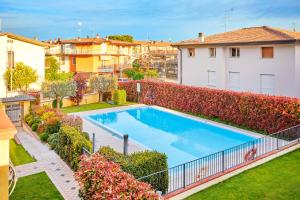 Smeraldo Apartment - Vista Piscina