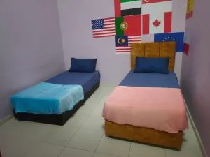 Lovely Holiday House Melaka - Kampong Solok Haji Dollah