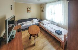 Beautiful Home In Darlowo With Wifi