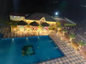 Swaraj Resort - Бадлапур