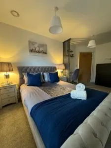 Crawley Town Centre, close to Gatwick Airport - Faygate