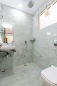 Homlee-Classic 4BHK Flat Central DEL-Lift-Parking