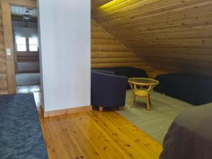 Huvila Kivitasku - Arkea pakoon