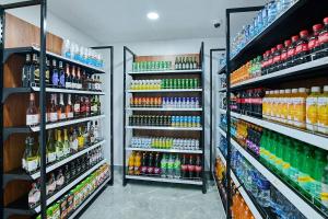 2 Bed Modern Luxury with City Views