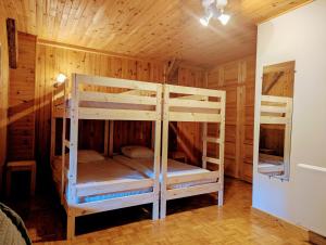 APPARTEMENT-3-CHAMBRES-8-COUCHAGES-WIFI-MONTRIOND-CHEBOURINS