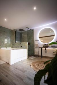 Appartements Les Jardins Secrets - Gare & Centre by Apparts Spa Dijon : photos des chambres