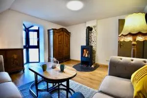 Alltagsstress adé - Wohnung mit Kamin in der Eifel - 施塔特基尔