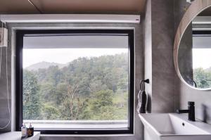 SaffronStays Elysian