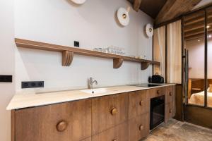 CMG Amazing Duplex 3BR 6P Le Marais