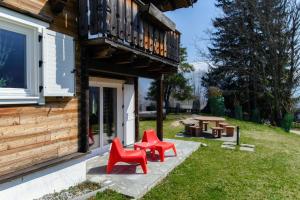 Chalet Dalpe by Quokka 360 - chalet among pastures and forests