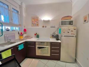 Two rooms near Martinez