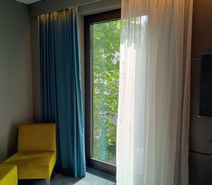 Superior Queen Room with Sofa Bed room in Mercure Berlin Wittenbergplatz