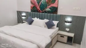 Veena Stay and Cafe Restaurant - Cuttack