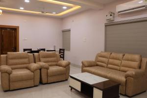 Veena Stay and Cafe Restaurant