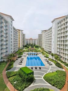 Cozy and Luxurious Condominium